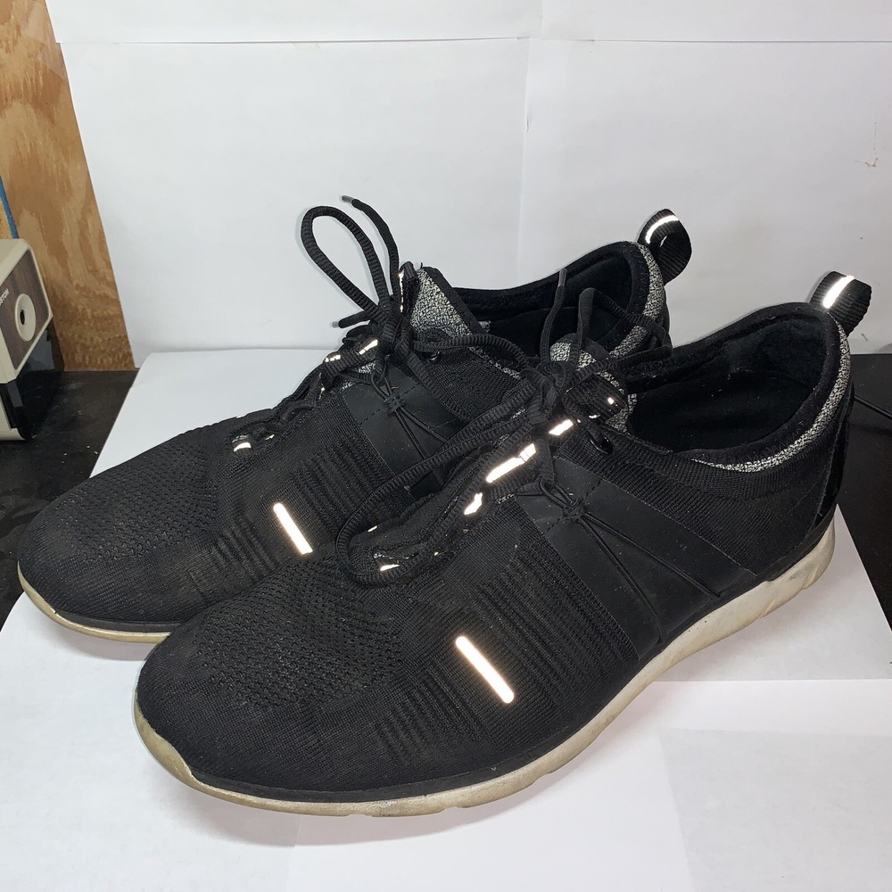 Johnston Murphy XC4 Size 12 M Black Sneakers With White Soles. Good Condition